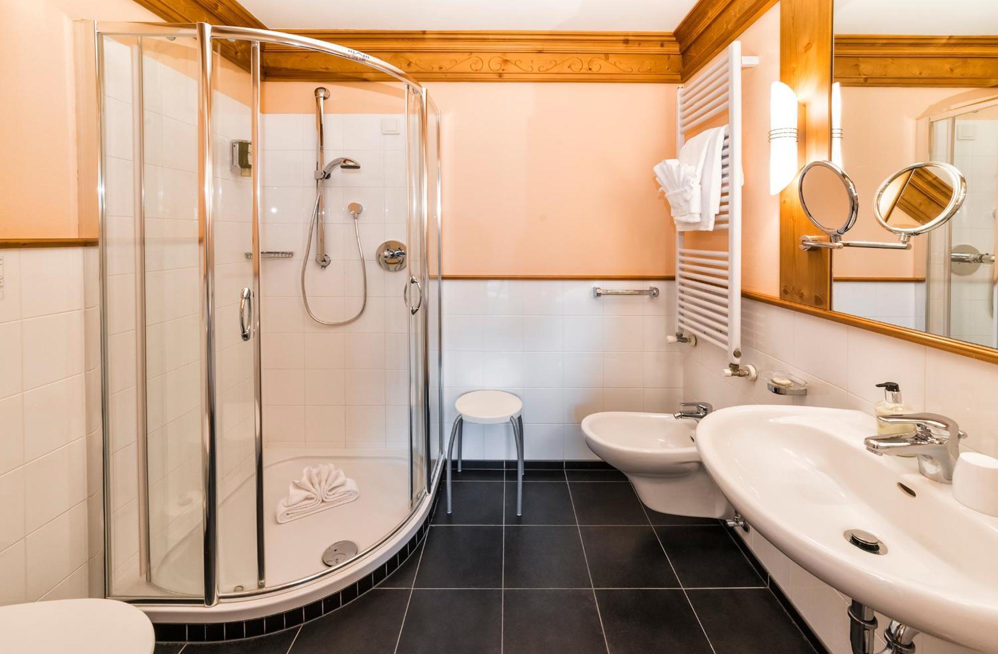 אורטיסיי Alpin & Vital Hotel La Perla חדר תמונה