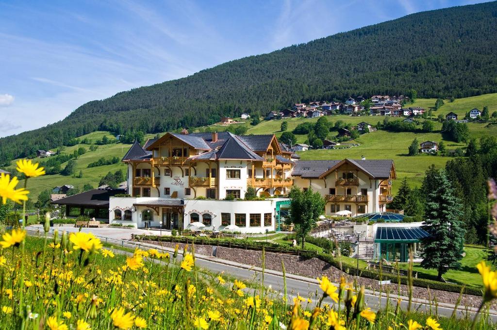 אורטיסיי Alpin & Vital Hotel La Perla מראה חיצוני תמונה